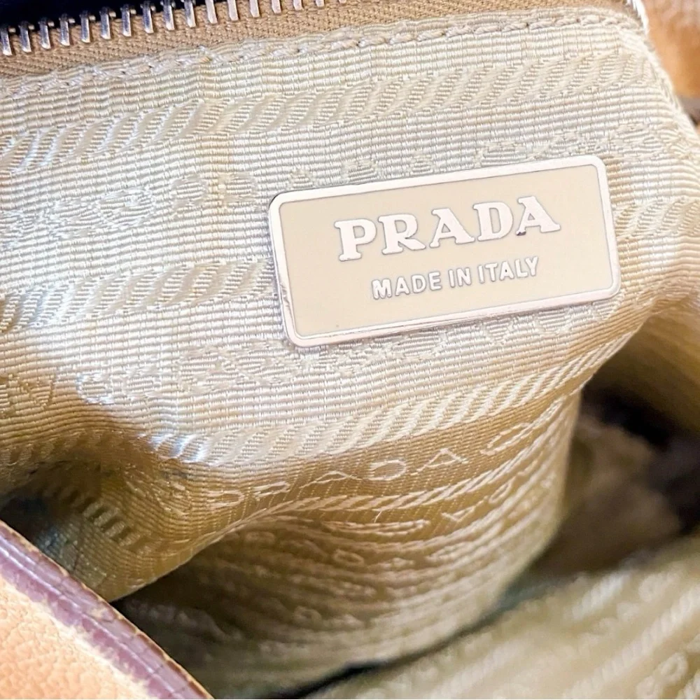 AUTHENTIC PRADA VITELLO DAINO BUTTERY TAN PEBBLE LEATHER HOBO LUXE SHOULDER BAG. - Picture 9 of 14